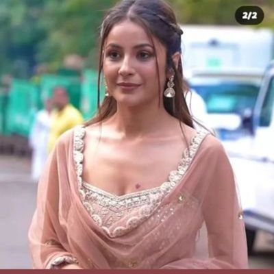Fan account of shehnaaz 💖
Love Shehnaaz 💖