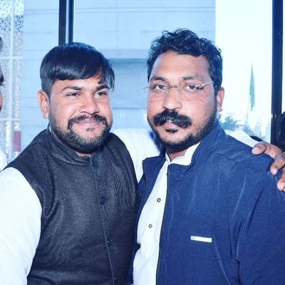 ना थके कभी पैर ना हिम्मत हारी है
जज्बा है परिवर्तन का इसलिए जिंदगी में सफर जारी है !
जय भीम जय संविधान