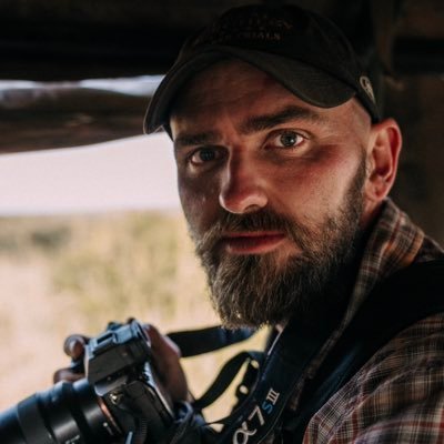 Founder @coldhouse_ / Host of @theadvpod / Vice President: Membership @rgs_ibg / Passionate about all things adventure, wilderness, nature and the future.