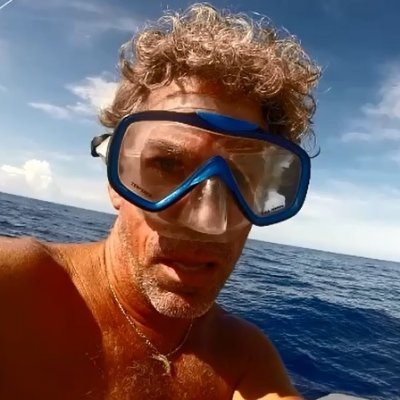 TheMattBracken's profile picture. Former frogman, sailor, boat builder, novelist