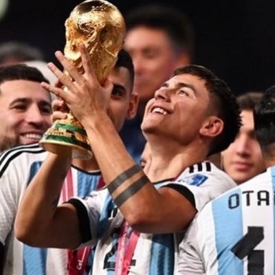 Informations, Vidéos, Photos & Actualités. Tenez vous informés du moindre sujet concernant l'un des meilleurs gaucher du football moderne, Paulo Dybala.