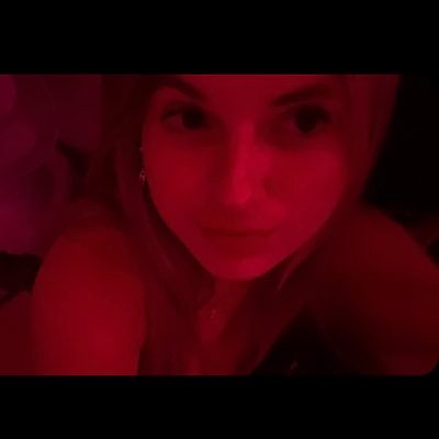 Menne3R's profile picture. my name is Danique♡ 200+moons ❤💫 i'm a 16yo dutch girl🇳🇱