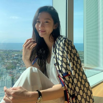 WindfoOlivia_'s profile picture. Let your smile change the world. Don't let the world change your smile.