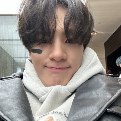 nicetofoundyou's profile picture. the sun is setting, and we still DREAMin🌄