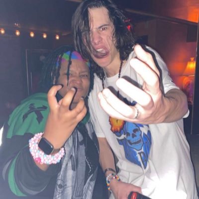 HeadBanger🖤 Cyclops army🖤 ❌ Fam 🙅🏽♀️🖤RAGE NATION 🖤 Be a good person🖤 LOVE YA🖤SSUBTRONICSSSSS🖤💃🏻🤯🫡 ASO😡👺👹🥵 M,M 💍🖤