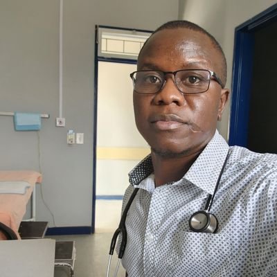 |Proudly ZIMBABWEAN🇿🇼|....|MEDICAL DOCTOR (MBChB,University of Zimbabwe)|.....|soccer⚽️ lover - 👉 CHELSEA💙,BOSSO,REAL MADRID|