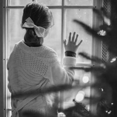 iiJu309's profile picture. " يـا صاحب اللُطف الخفي بك أستعين وأستجير وأكتفي "