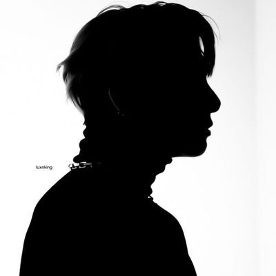 𝐆𝐔𝐈𝐓𝐀𝐑𝐈𝐒𝐓 ⫶ we're running in the̲ 𝙢𝙤𝙤𝙣linght. ⚝, we're d̲a̲n̲c̲i̲n̲g̲ ̲i̲n̲ the open sɘʌɐʍ. (1 9 9 9 0 )