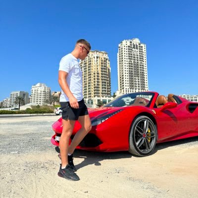 jamieraine's profile picture. 