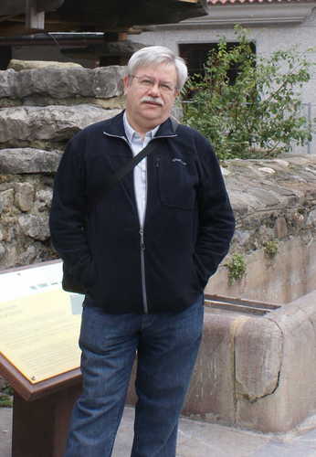 Soy Castellano y me gustaría tener unos politicos éticos y responsables. http://t.co/NTh9w48S