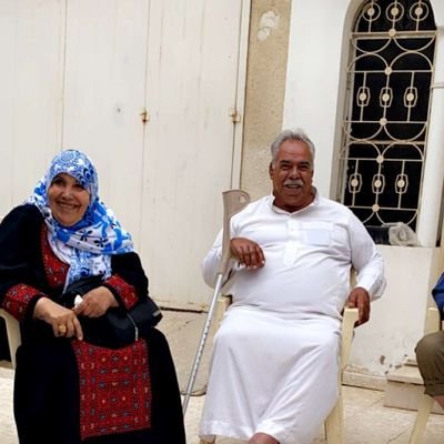 أنا صنيعة أمي، فإذا استحسنت خُلقي ورأيت مني خيرًا لا تشكرني بل ادعُ لها
