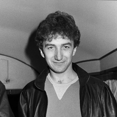 Daily pictures of Queen's bassist John Richard Deacon (born on August the 19th 1951)