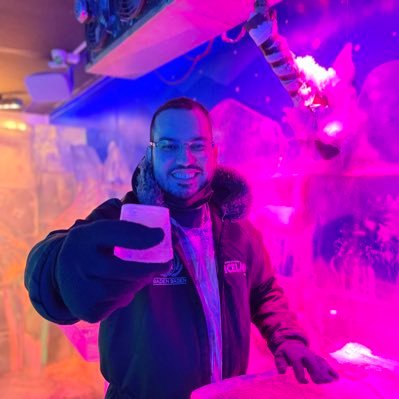 lchavesro's profile picture. 