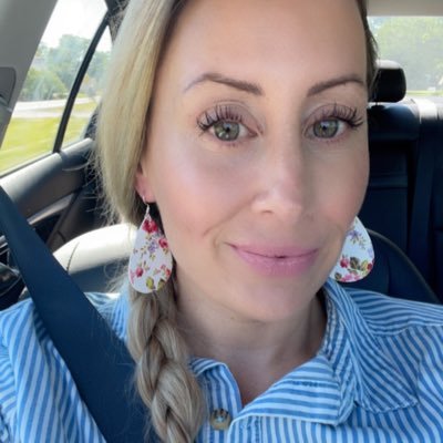 marciekay84's profile picture. Christian Momma. 

John 14:6 🙏