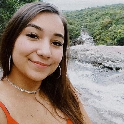 Seja sua própria inspiração. 🥂.🦋☀️.🤍 16Y/ 2006/Leonina🏳️⚧️
