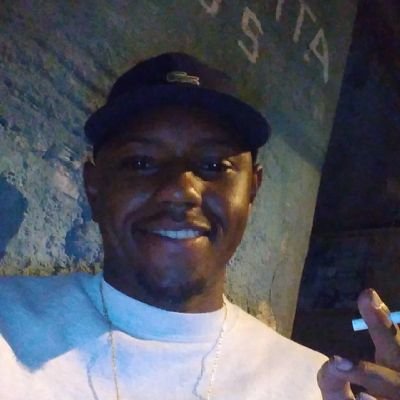 MoDeOur88595368's profile picture. mão de ouro 🖐