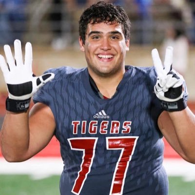 C/o:2023 | HS: #2 Glen Rose(TX) | Pos:OL | Ht: 6’3 Wt. 285 | GPA:3.7 | ACT 27 | NCAA ID 2112402172 @GRHS_TIGERS