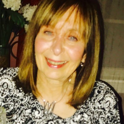 jeanne2400's profile picture. 