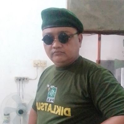 TonyPra09011751's profile picture. 