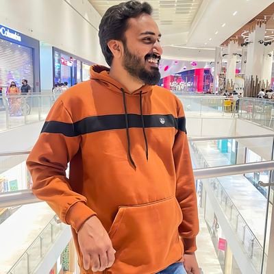 danieljc121's profile picture. Never Underestimate anyone by their look 😜 Malayalam Tamil English Telugu then kurach Hindi 🚩 NJR 🇧🇷  KBFC 💛 CSK