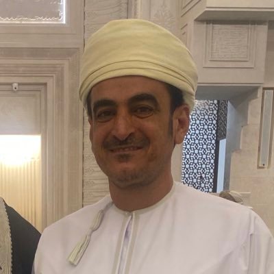 مُحكّم مستقل ومعتمد @ArbitrationOman|تعلمت من #commercialcourt ورئاسة دائرة تجاريه بمحكمة إستئناف #Mucat @sjc_oman سابقاً،بان التسويةو #التحكيم والصلح خير⚖️