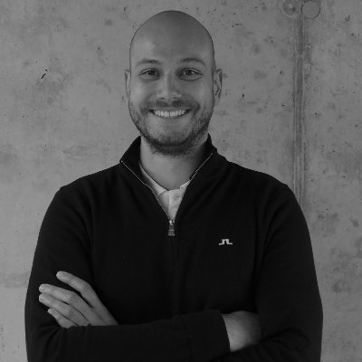 thenikmayer's profile picture. building AI teams. into tech and politics.