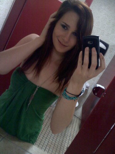 NicoleStuder's profile picture. i like to smuggle chinchillas.