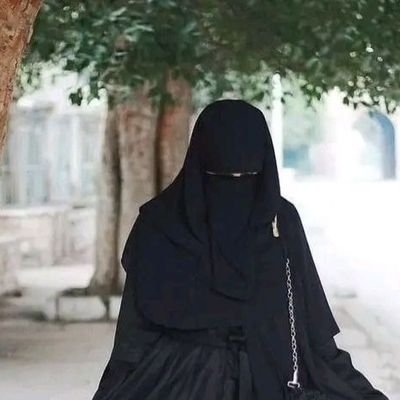 لا تسألني عن حالي فأنا دائما بخير مهما اختلف الشعور ومهما كانت الظروف ستجد الإجابه نفسها
Bachelor of Education and Science📝