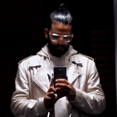 Digital project Manager / Storyteller / 💡📉📈 📸🎥 Dealer / The Fixer