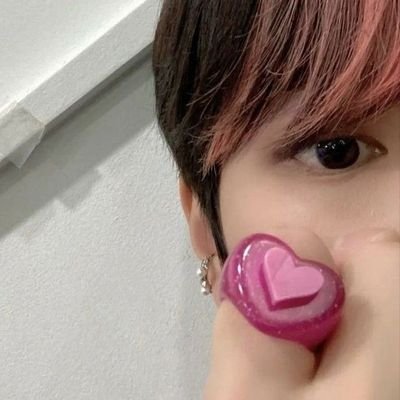 wolfpymong's profile picture. 