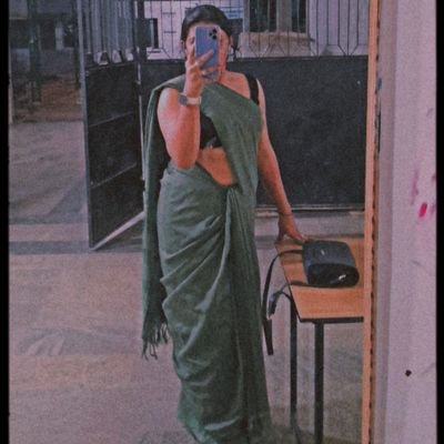 caffinator, bibliophile, dancer, calligrapher, orater, selenophile
forensic student
old I'd - @mochalatte023