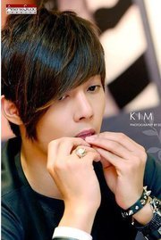 Name: 김현중 / Kim Hyun Joong (Gim Hyeon Jung)
Profession: Actor, singer
Birthdate: 1986-Jun-6
Birthplace: Seoul, South Korea
Height: 181cm
Weight: 68kg