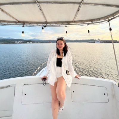 Phiayayaa's profile picture. if it's meant to be it will be