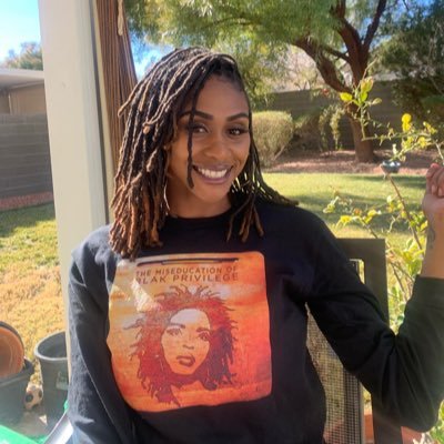 Stretchh_d's profile picture. 27🤞🏾☀️ 5’11 🌻 LOC’d 🌻☀️ I 🎨 & craft ☀️
