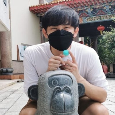 BlueSkyUnlimite's profile picture. A typical tech lover and I like to play badminton