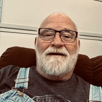 MikeWri24978539's profile picture. 