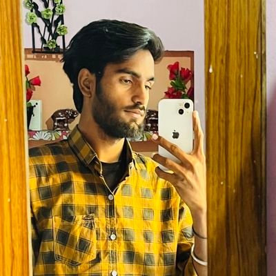 say hy friends 🤟❣️
original
follow me 😌
full support 😁
love y all 💫