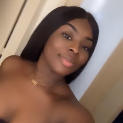 EmmanuellaBazie's profile picture. 