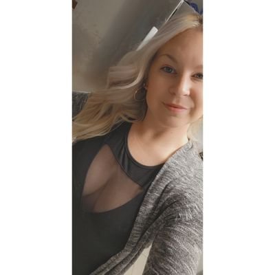 haileyerinn's profile picture. 29 + 1 | I drink coffee, obsess over 1d & the gym. i try to write♡
.
.
.
.

ig📸 : @haileyerinn_ or @haileybfit__