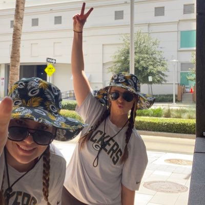 Haylee_Celena's profile picture. @packers Brand & Marketing. @uwoshkosh Journalism Alum. Opinions are my own.