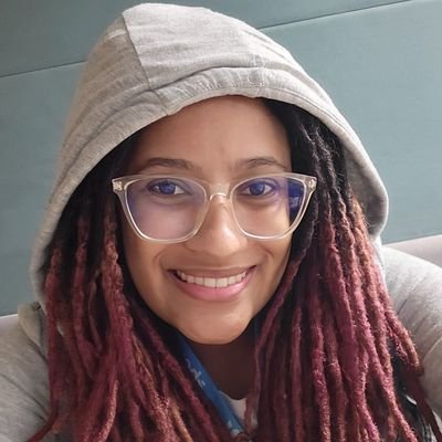 brielefernanda's profile picture. 🎥Graduada e Pos-graduada em cinema🖋Roteirista com DRT 📜Criadora da sala de roteiro 42🎙Podcaster no @gostadecinema
Portfólio no link!
💜 Ace (Ela/dela)