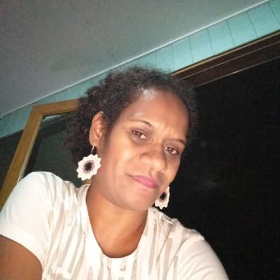 SereimaKalouni1's profile picture. Larger than life