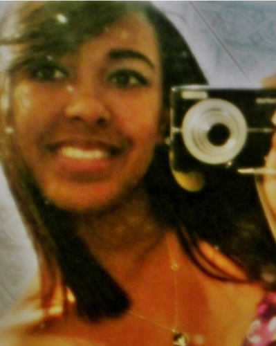 monique silva , rio de janeiro , 15 anos .
facebook   monique-s28@hotmail.com , Não me jugue pelos meus erros, pois só quem pode me julgaar é Deus !
