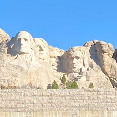 50ftbeast's profile picture. A married person doing their thing.