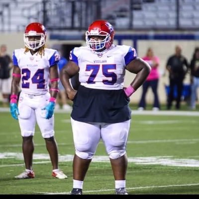 Woodlawn high school Shreveport La,GPA 3.5,NG(varsity) First team all district defence #75 380lbs 6'0ft class of 2025 Marcus.palmer3@iCloud.com /