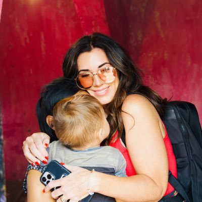 PlunkettErika's profile picture. Singer 🎶 Humanitarian ♥️ World Traveler 🌎 Creative Consultant💡