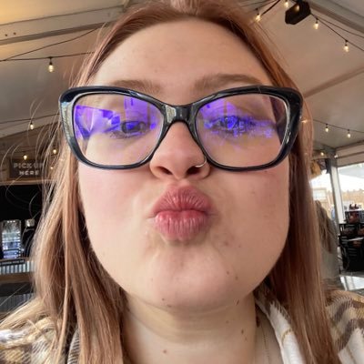 izka_z's profile picture. @crisistextline || she/her 🧚🏻‍♂️