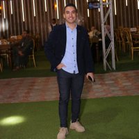 المستشار (@r_elwaz) 's Twitter Profile