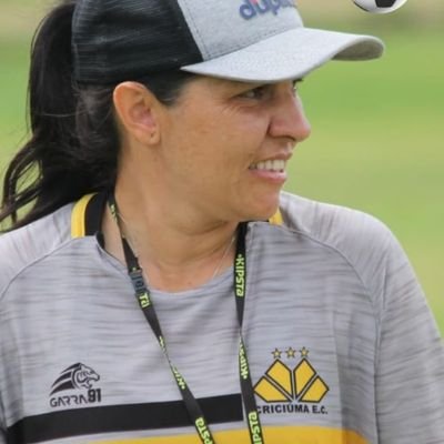 Treinadora Futebol Feminino
Criciúma E.C
Meninas Carvoeiras