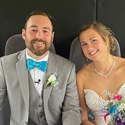 DrewEasterday25's profile picture. Kansas born and raised. EMAW